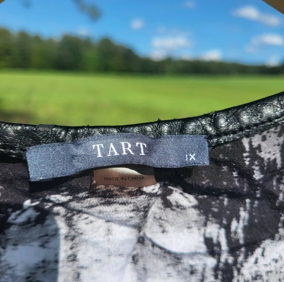 Tart Krista Button-Down Silk Blouse - Picture 9 of 10